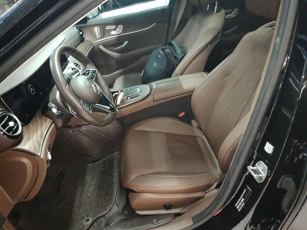 Mercedes-Benz E-Class 2023 Facelift E 300 L Luxury фото 7