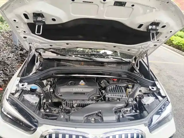 BMW X1 2020 sDrive20Li Premium Edition — фото 3
