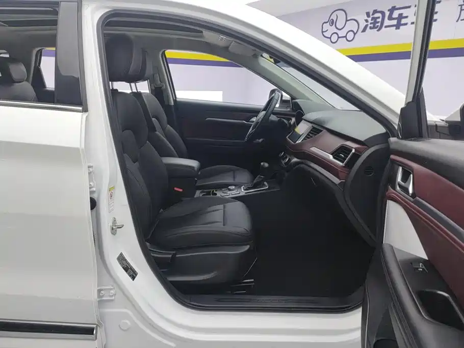 Haval H6 Coupe 2019 2019 1.5T Automatic 2WD Luxury Smart Connect Edition China V