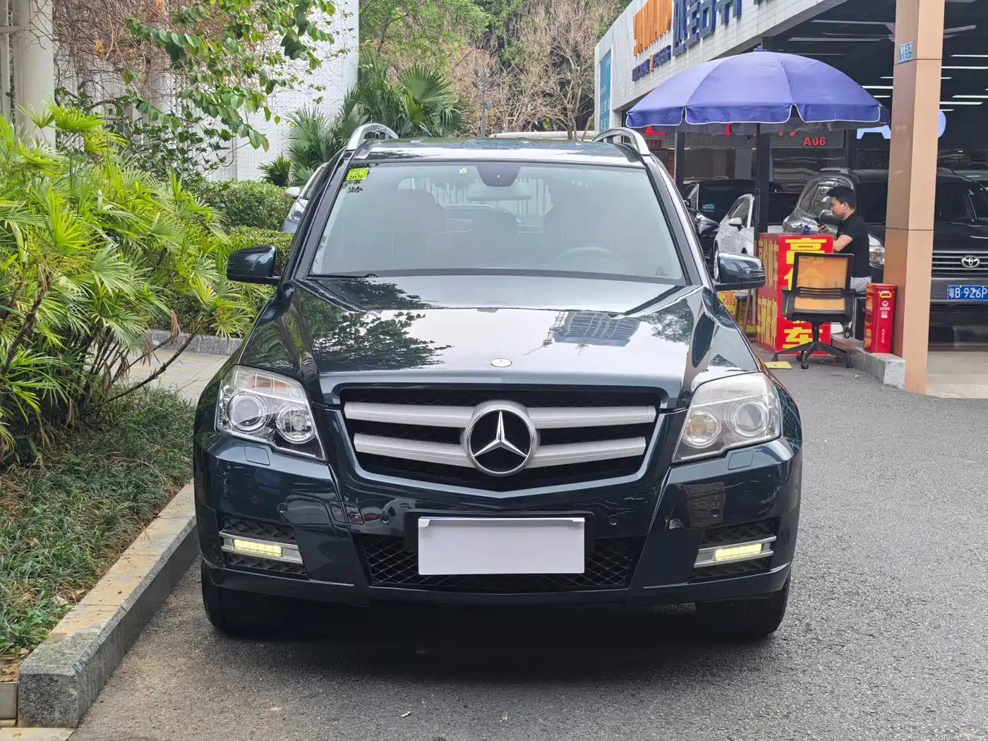 Mercedes-Benz GLK-Class (Import) 2010 GLK 300 4MATIC Fashion фото 3