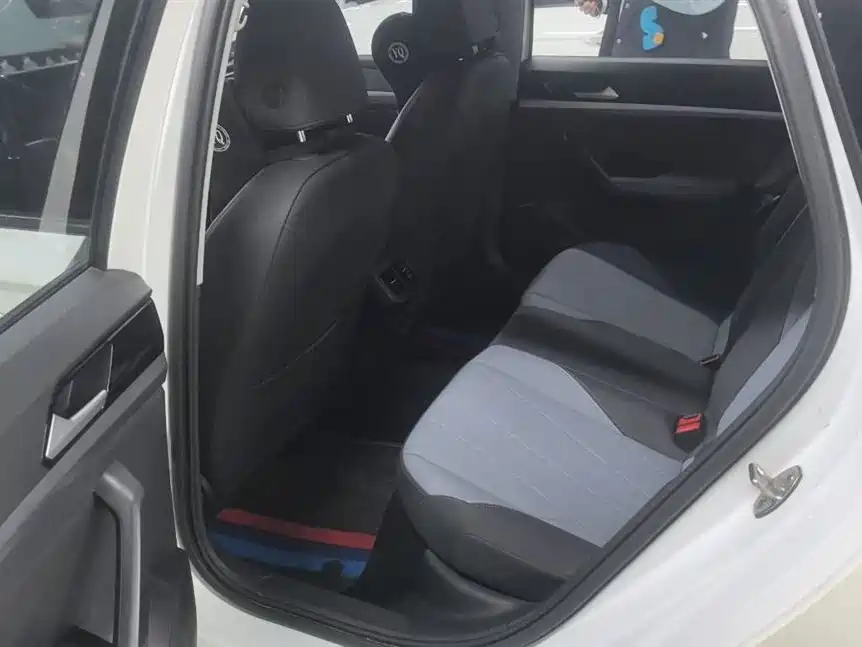 Volkswagen Lavida 2023 1.5L Auto Five Million Edition фото 14