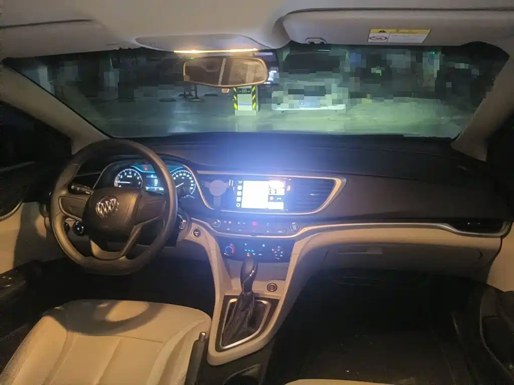 Photo 12 - Buick Excelle