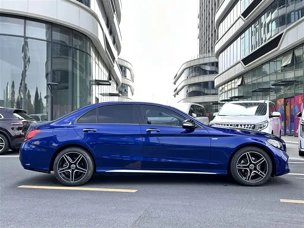 Mercedes-Benz C-Class 2021 C 260 L Sport Starry Exclusive Edition фото 34