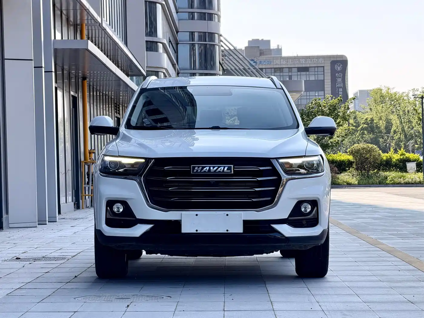 Photo 2 - Haval H6