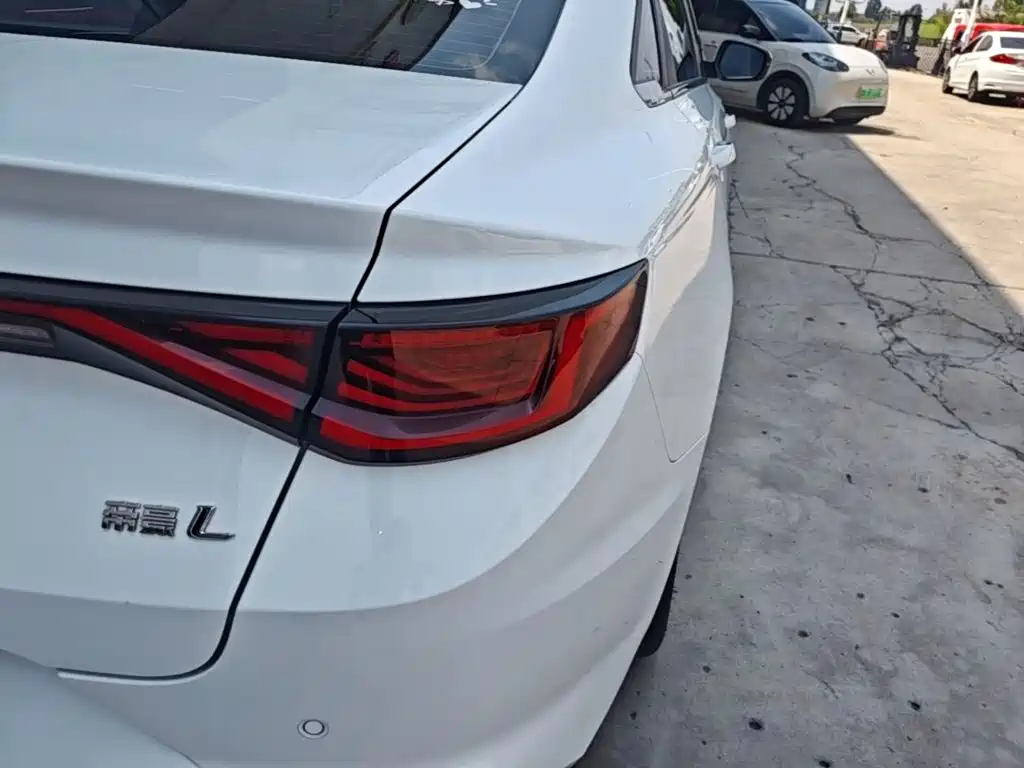 Geely Emgrand L 2022 2022 1.4T CVT Flagship
