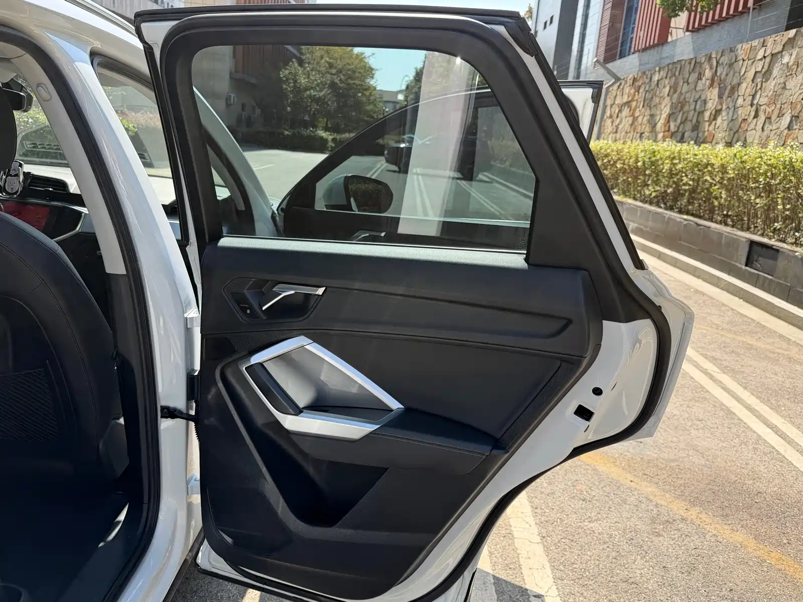 Photo 19 - Audi Q3