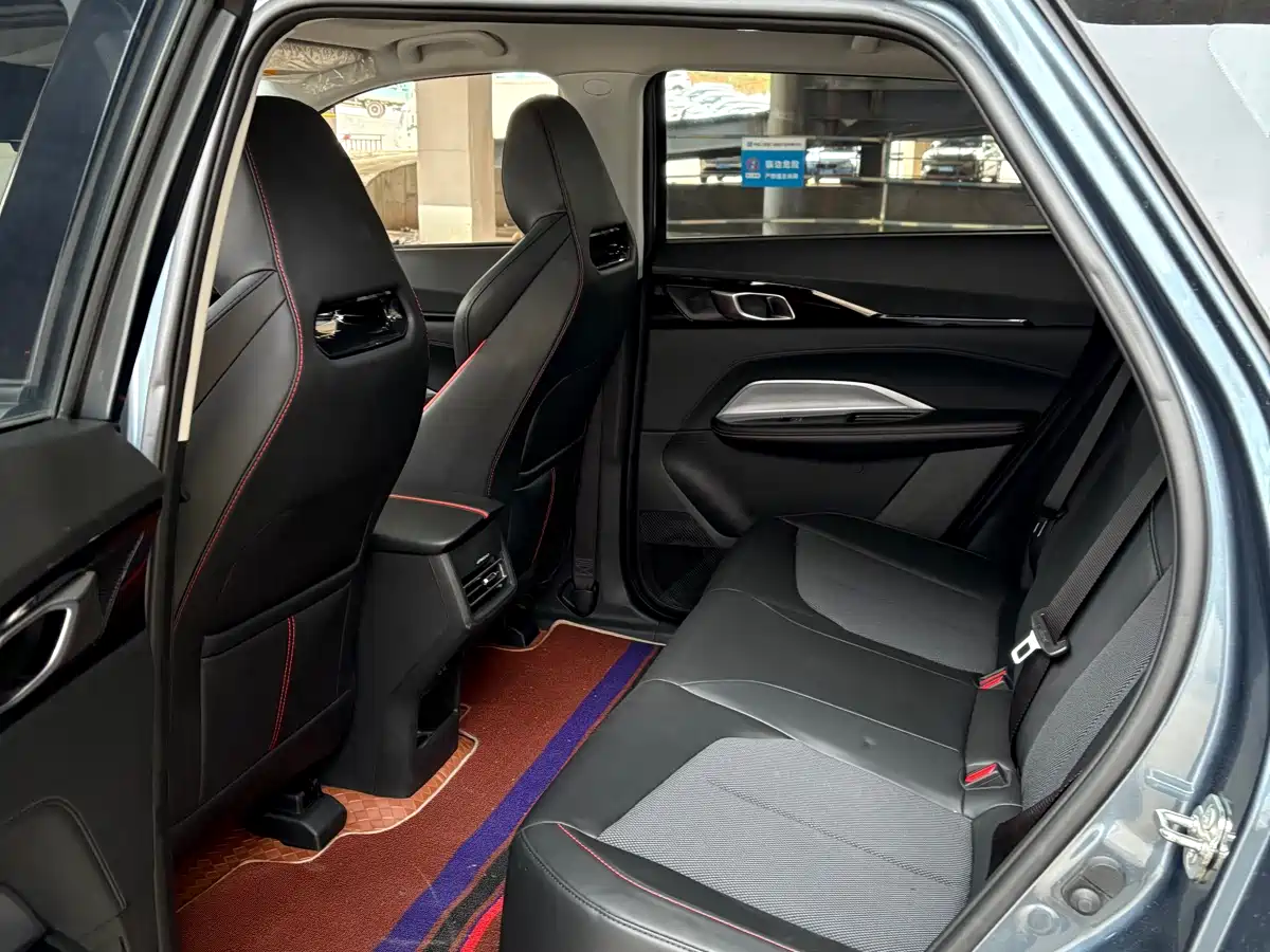 CHANGAN CHANGAN AUCHAN Z6