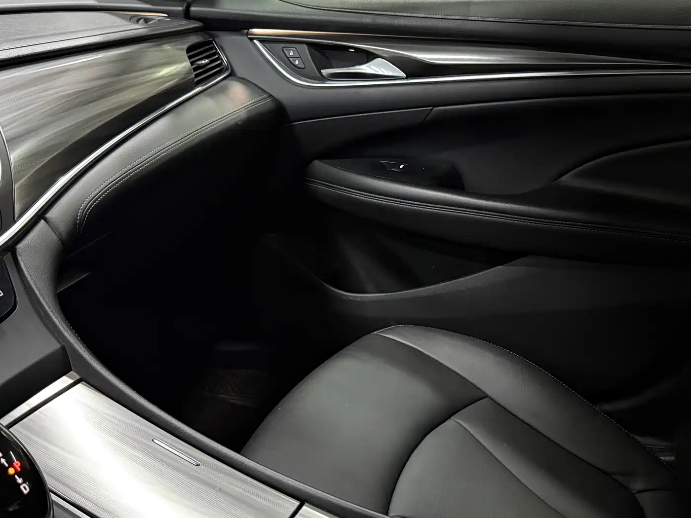 Фото 18 - Buick LaCrosse