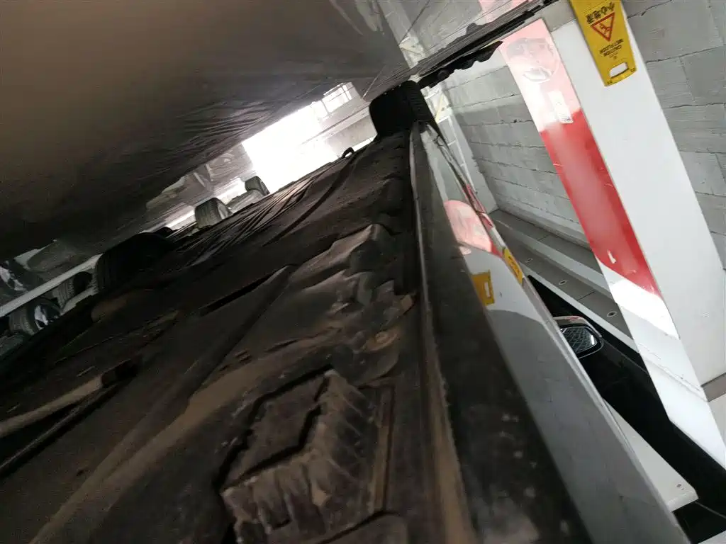 BMW 7 Series 2016 730Li Leading фото 23