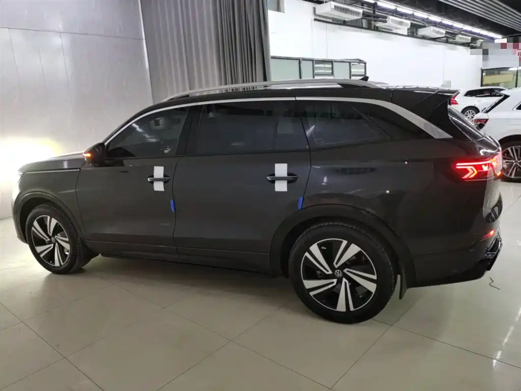 Volkswagen Talagon 2023 380TSI 4WD R-Line Touring Edition фото 21