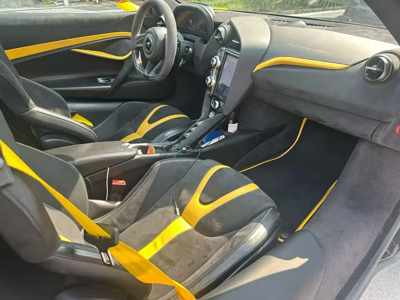McLaren 720S 2019 4.0T Coupe фото 8