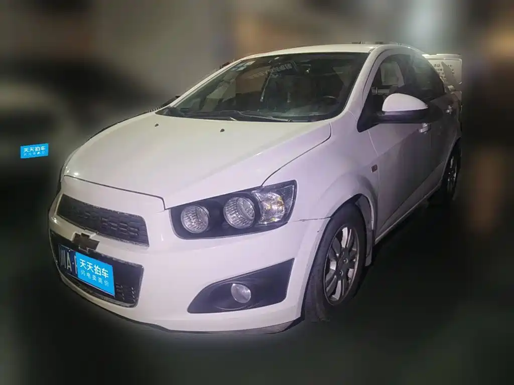 Chevrolet Aveo 2012 2011 Sedan 1.4L MT SE