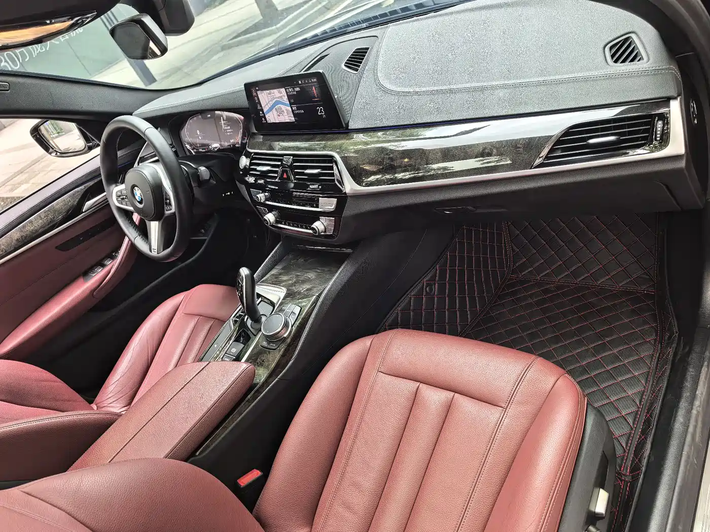 BMW 5 Series 2020 530Li Leading M Sport Package фото 10