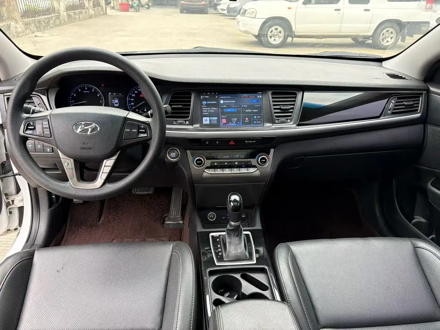 HYUNDAI NAME PICTURE