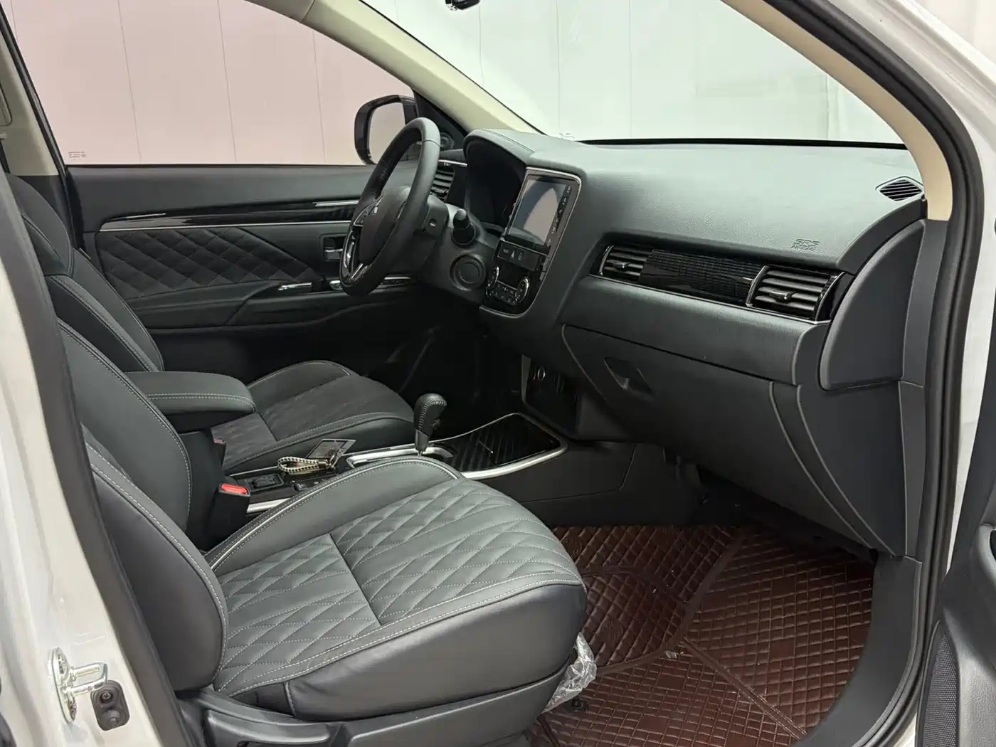 Mitsubishi Outlander 2022 2021 2.0L FWD Comfort Edition 5-seater