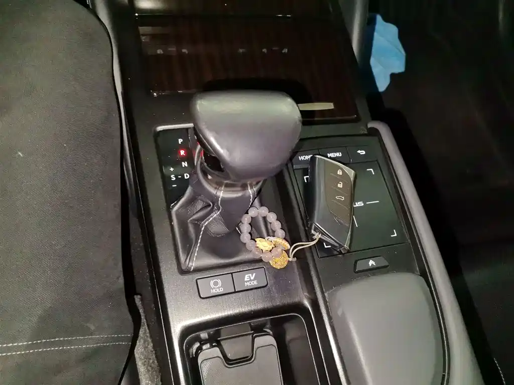 Lexus ES 2018 300h Premium Edition China V фото 7