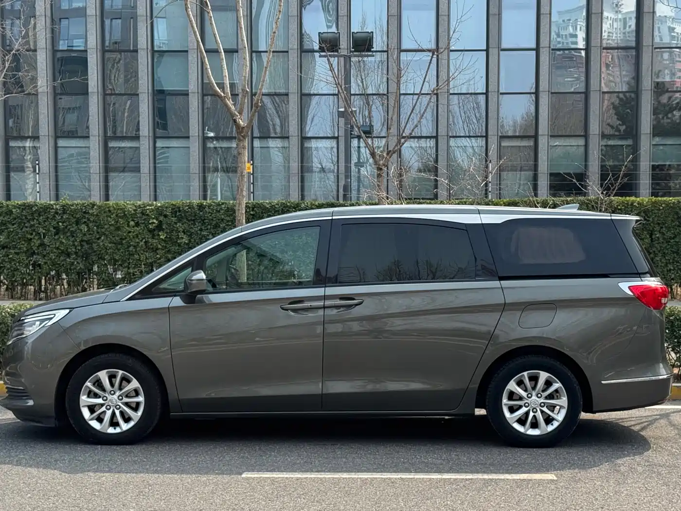 Buick GL8 2017 ES 28T Comfort Type China V фото 3