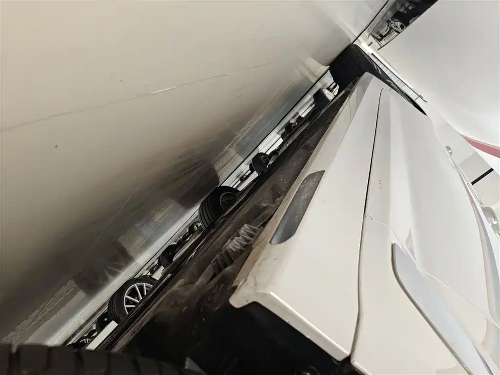 BMW 5 Series 2023 530Li Leading Luxury Package фото 16