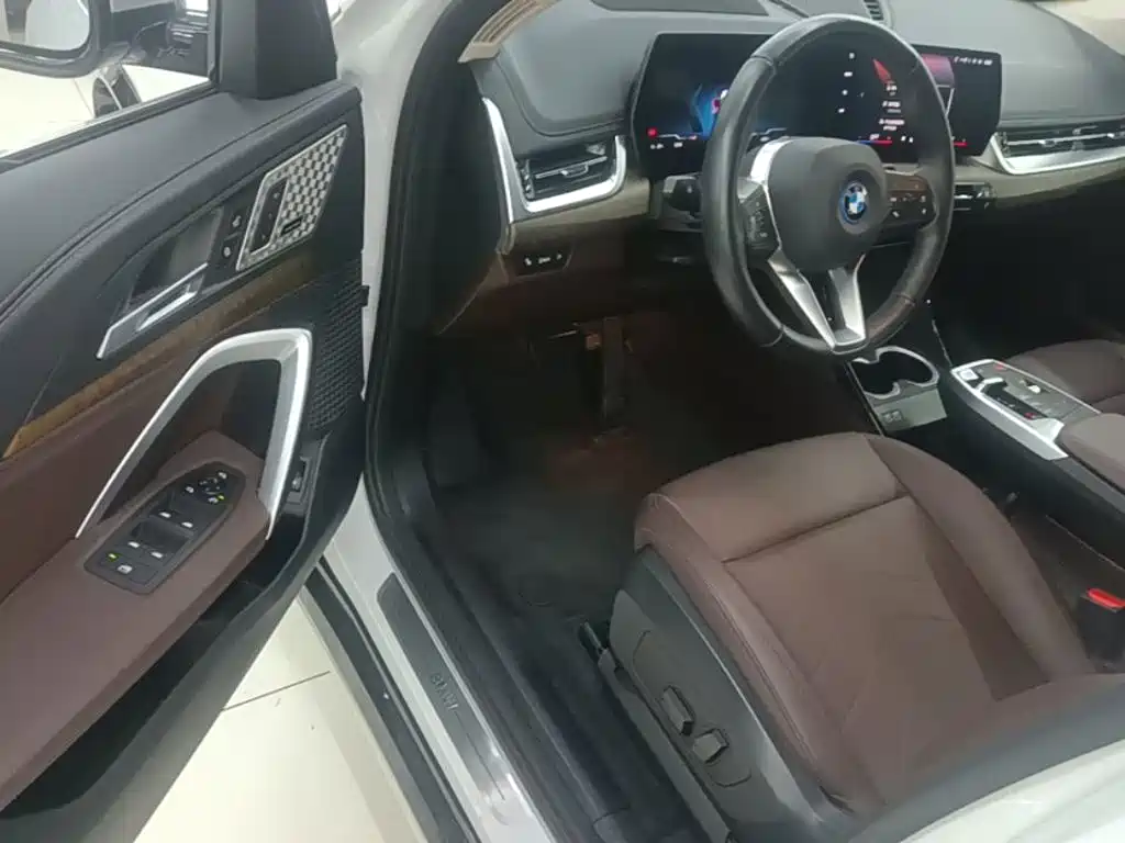 BMW iX1 2024 2023 xDrive30L X Design Package