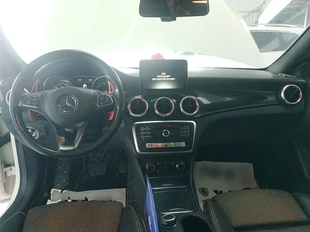 Mercedes-Benz CLA (Import) 2017 Facelift CLA 180 фото 10