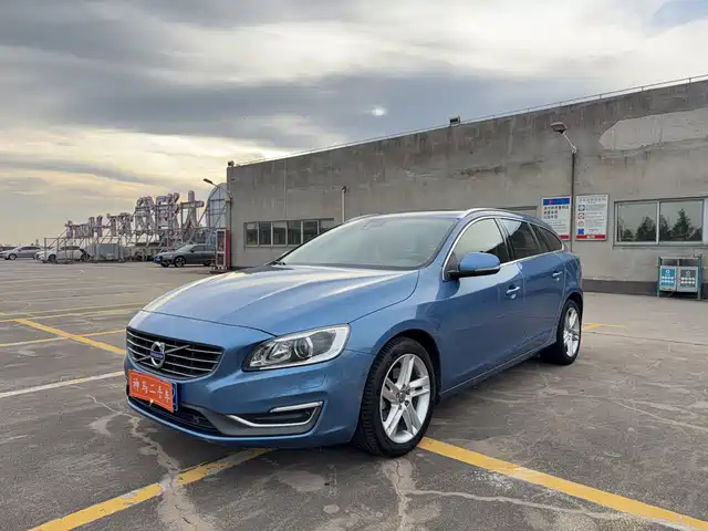 Volvo Volvo V60 2015 T5 Inscription