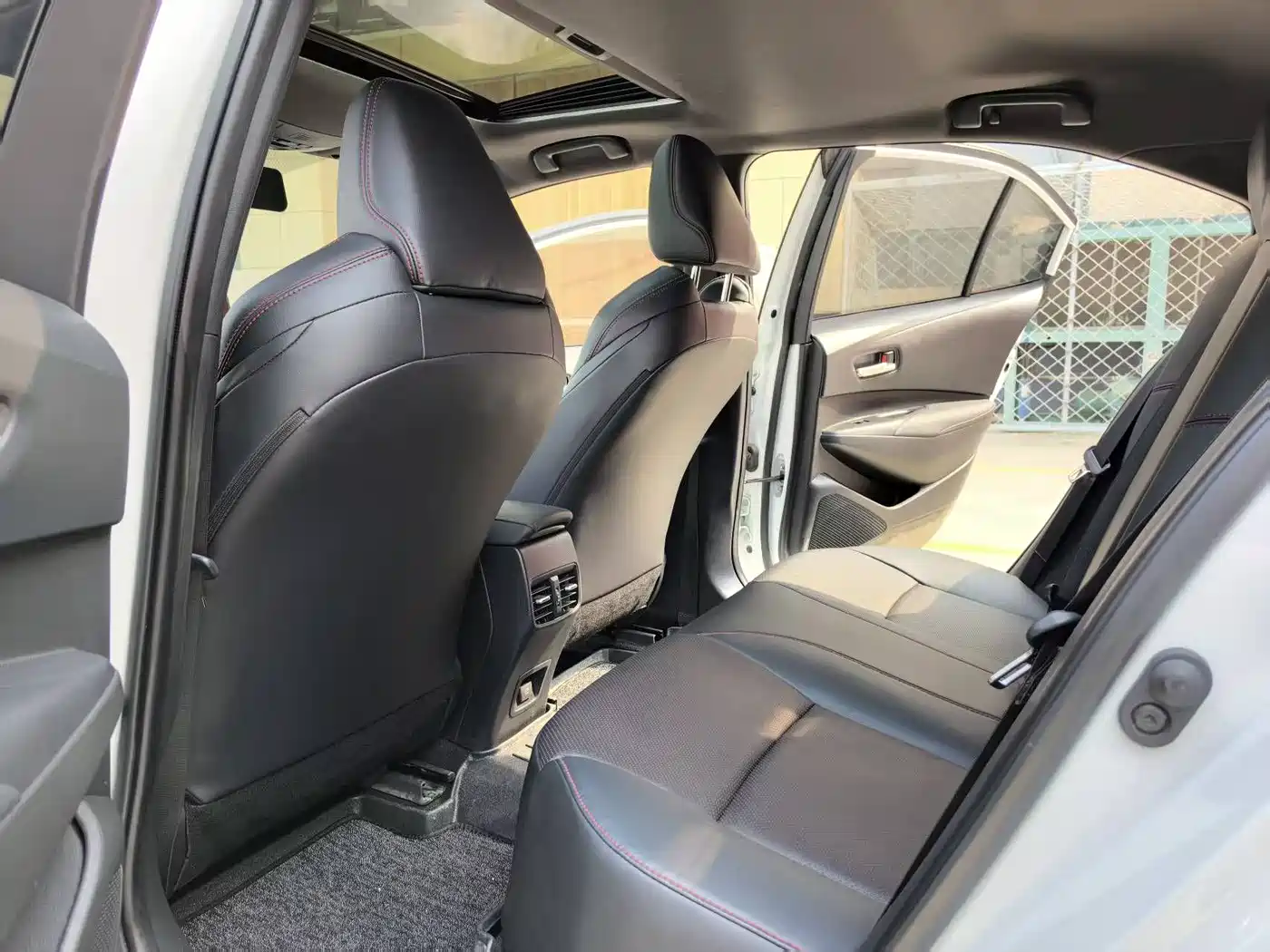 Toyota Levin 2021 185T CVT Sport Edition фото 7
