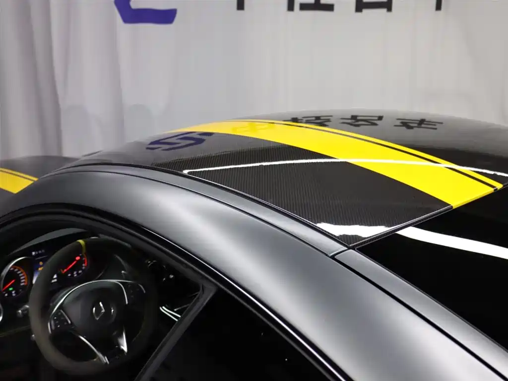 MERCEDES-BENZ AMG GT