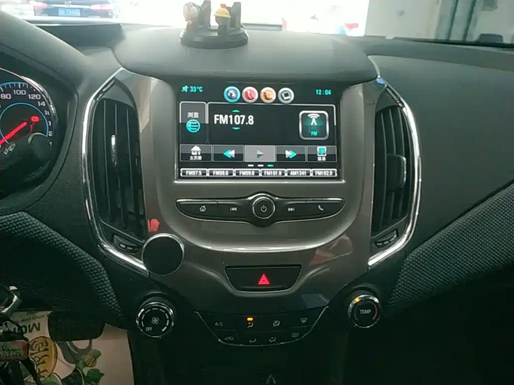 Chevrolet Cruze 2019 2018 Redline 320 Automatic Pioneer Edition