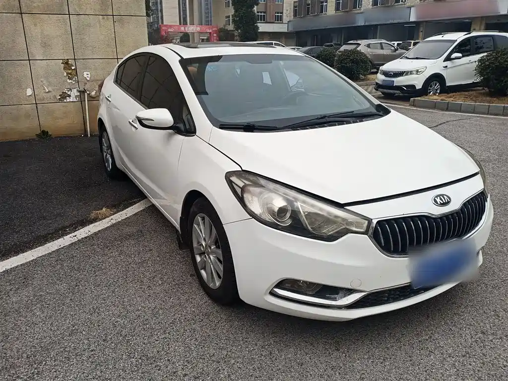 Kia K3 2015 1.6L Automatic GLS фото 4