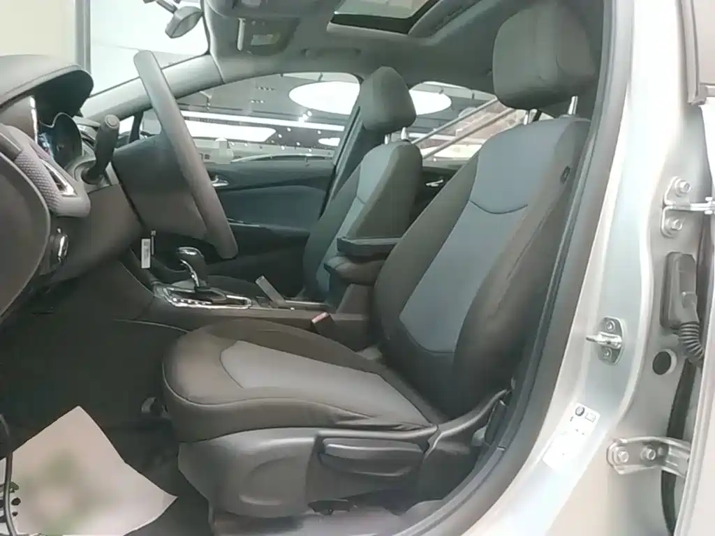 Chevrolet Cruze 2019 2018 Redline 320 Automatic Pioneer Edition