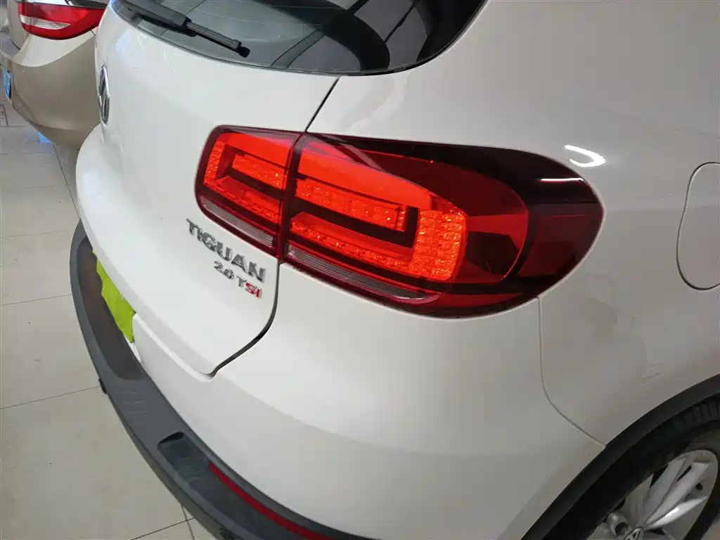 Volkswagen Tiguan 2015 1.8TSI Automatic 2WD Comfortline фото 8