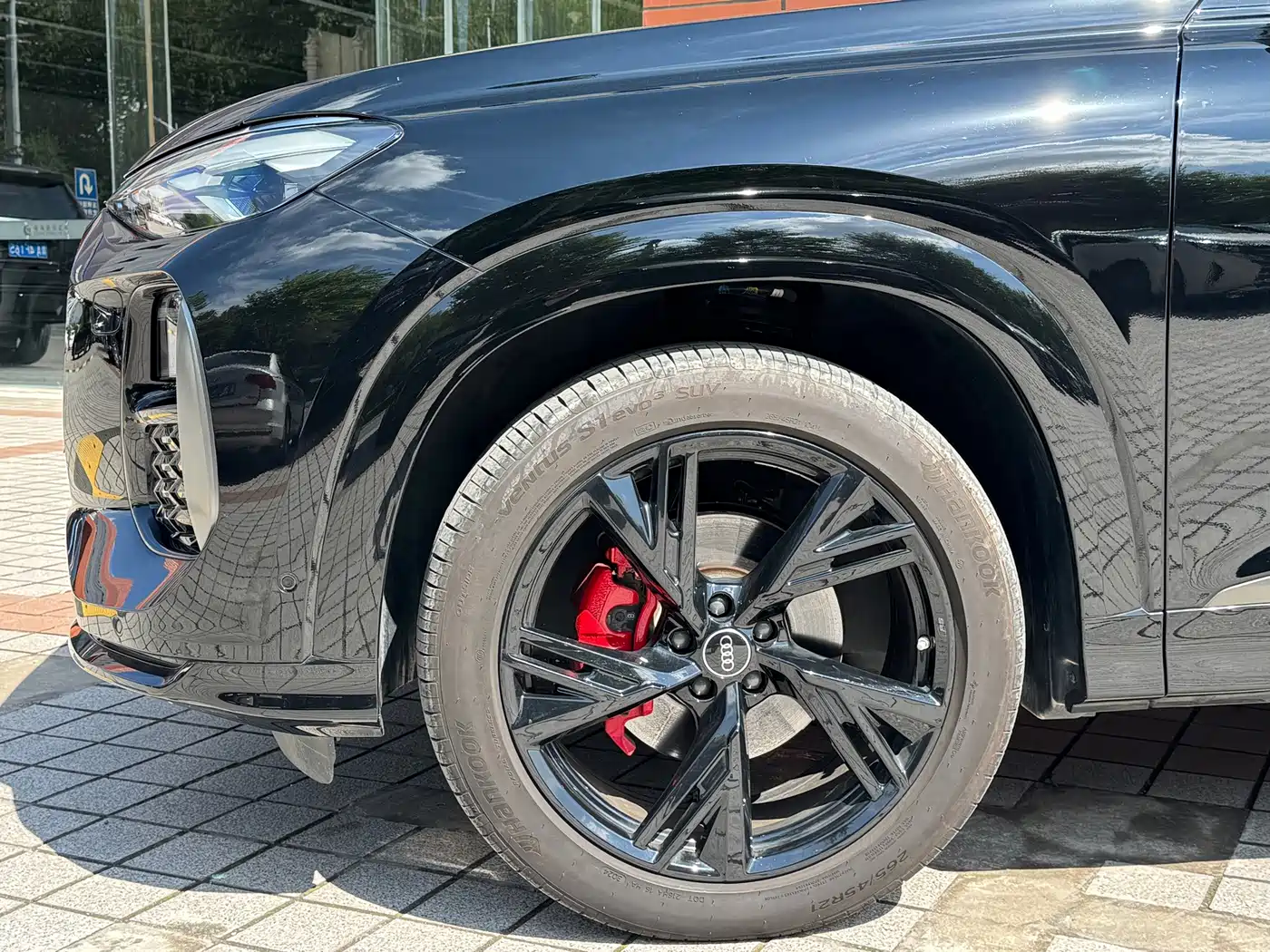 Audi Q6 2025 2024 45 TFSI quattro Black Warrior Edition 6-seater