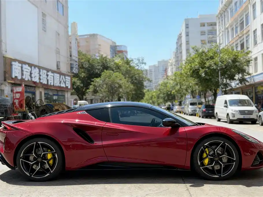 LOTUS SPORTS CAR EMIRA