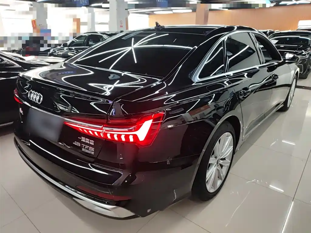 Audi A6L 2024 45 TFSI Premium Dynamic фото 5