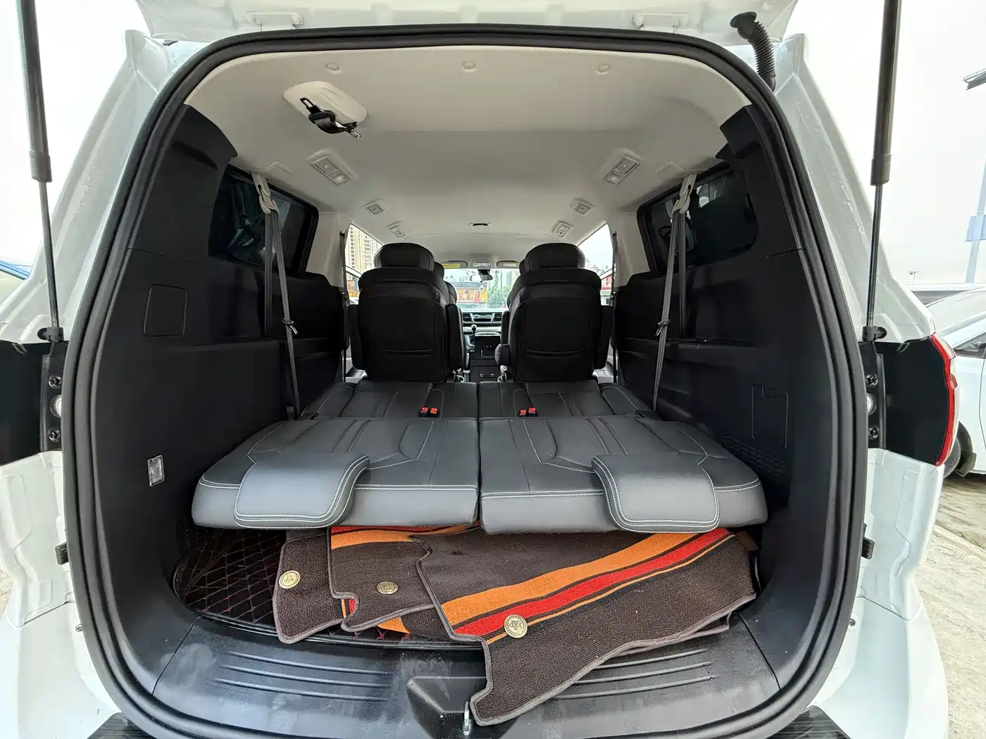 SAIC MAXUS CHASE G10