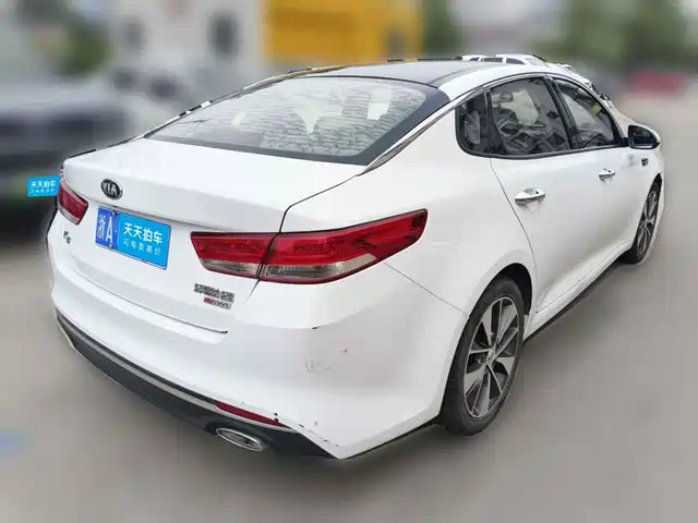 Kia K5 2016 2.0L Automatic LUX — фото 5