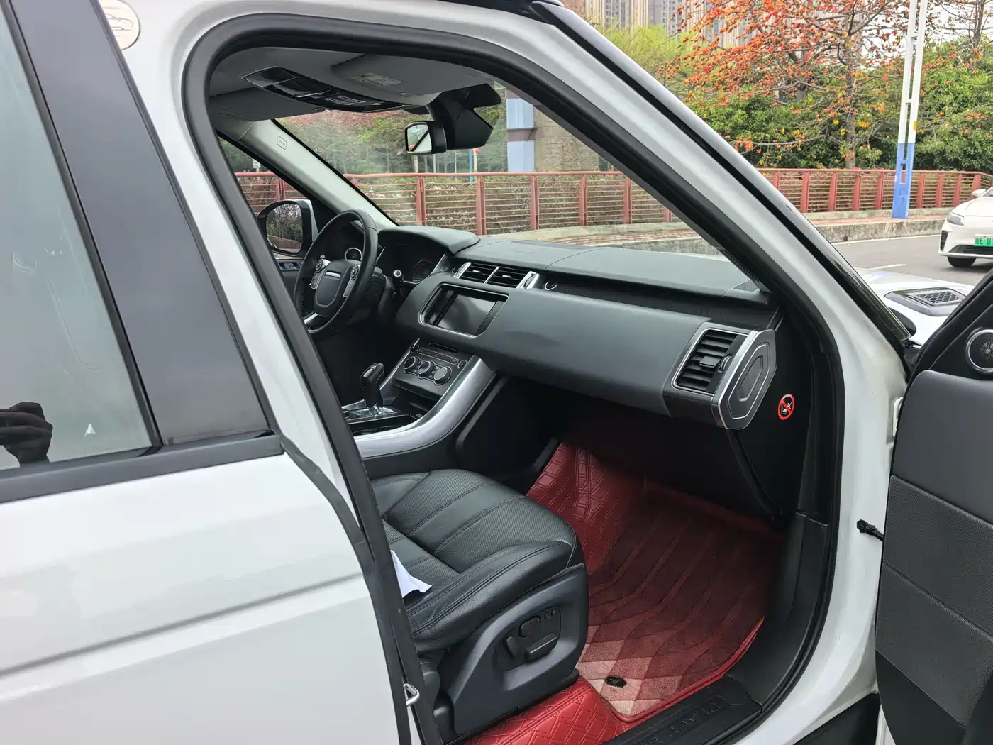 Land Rover Range Rover Sport 2015 3.0 SDV6 HSE DYNAMIC фото 22