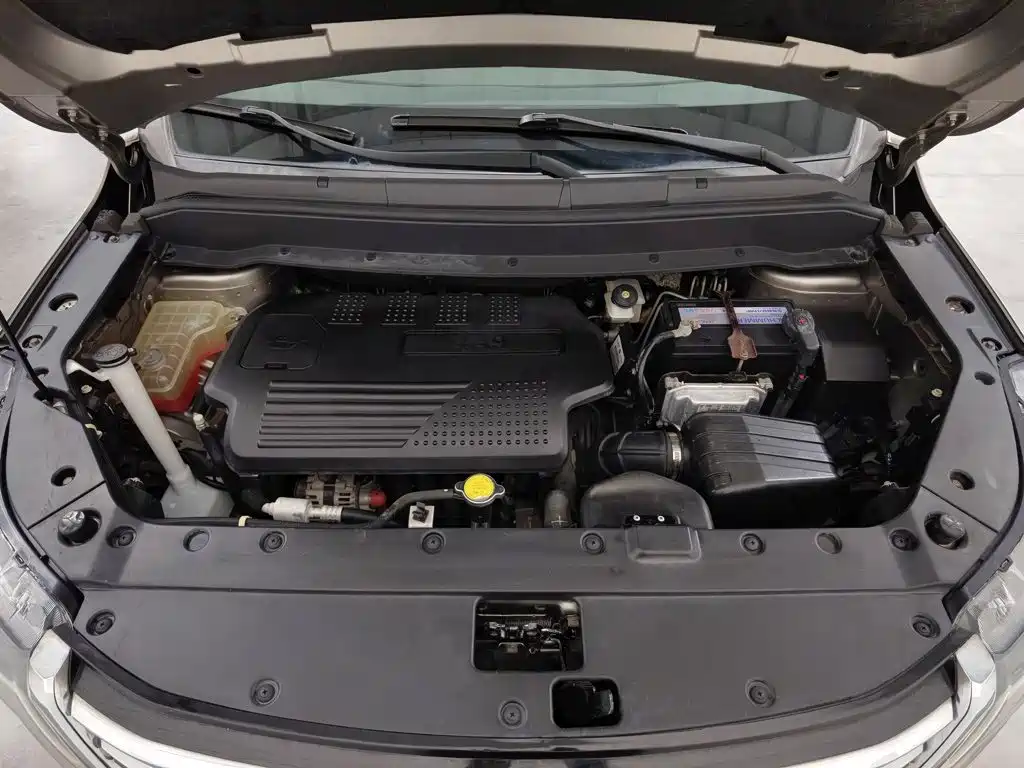 Dongfeng Fengxing Fengxing SX6 2018 2018 1.6L CVT Luxury