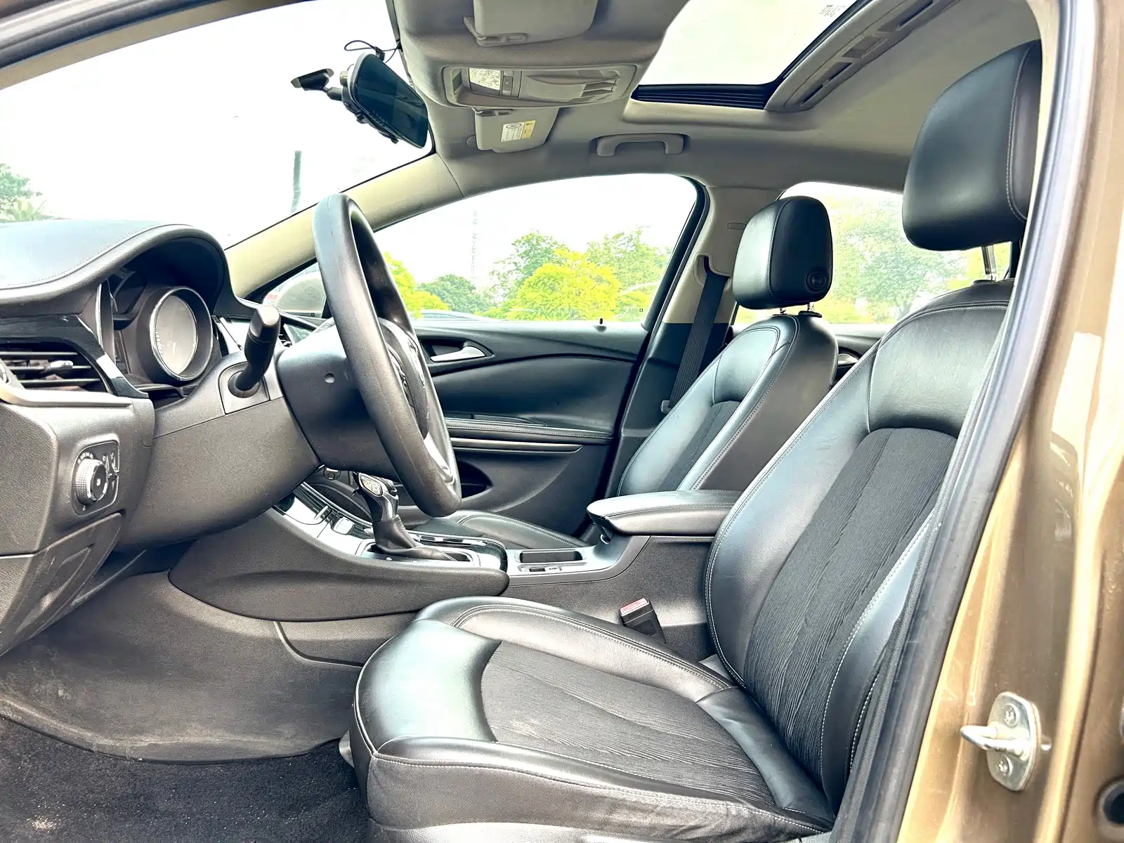 صورة 12 - Buick Verano