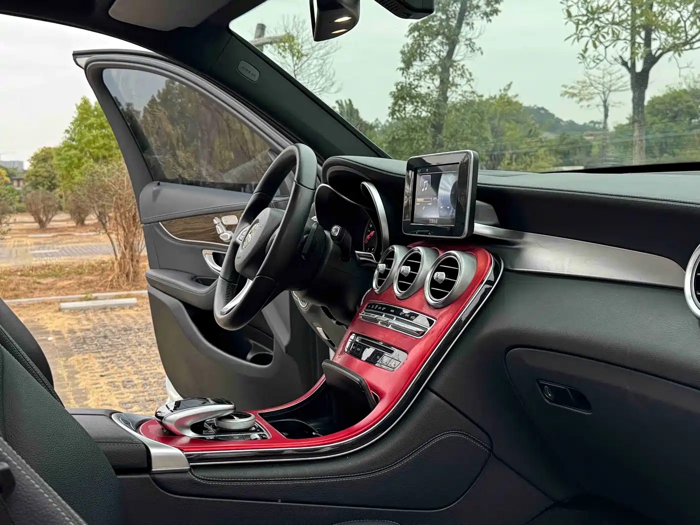 Mercedes-Benz GLC 2017 GLC 260 4MATIC Dynamic фото 11
