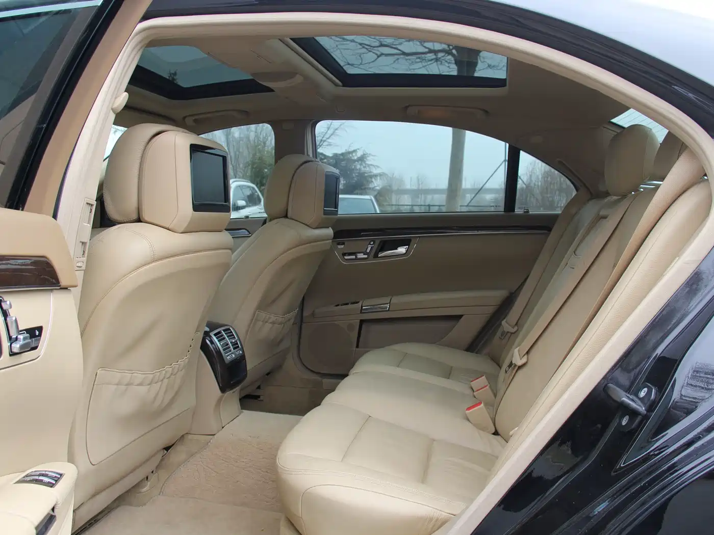Mercedes-Benz S-Class 2010 S 300 L Premium фото 13