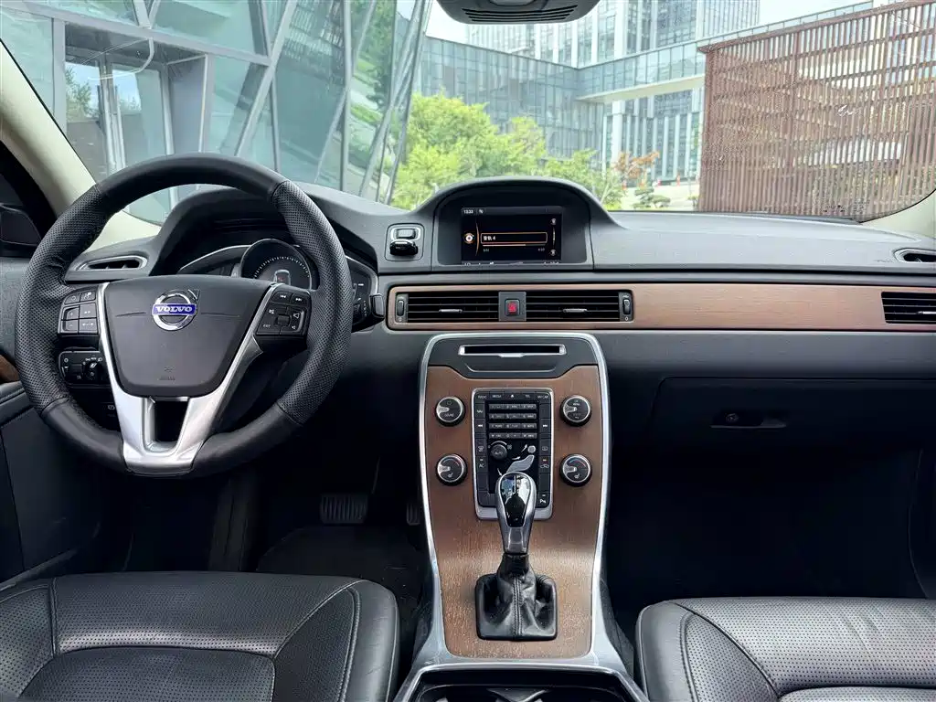 Volvo S80L 2015 2014 2.0T T5 Inscription