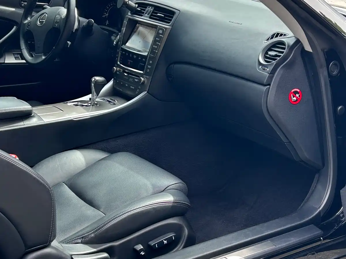 Lexus IS 2010 2009 300C