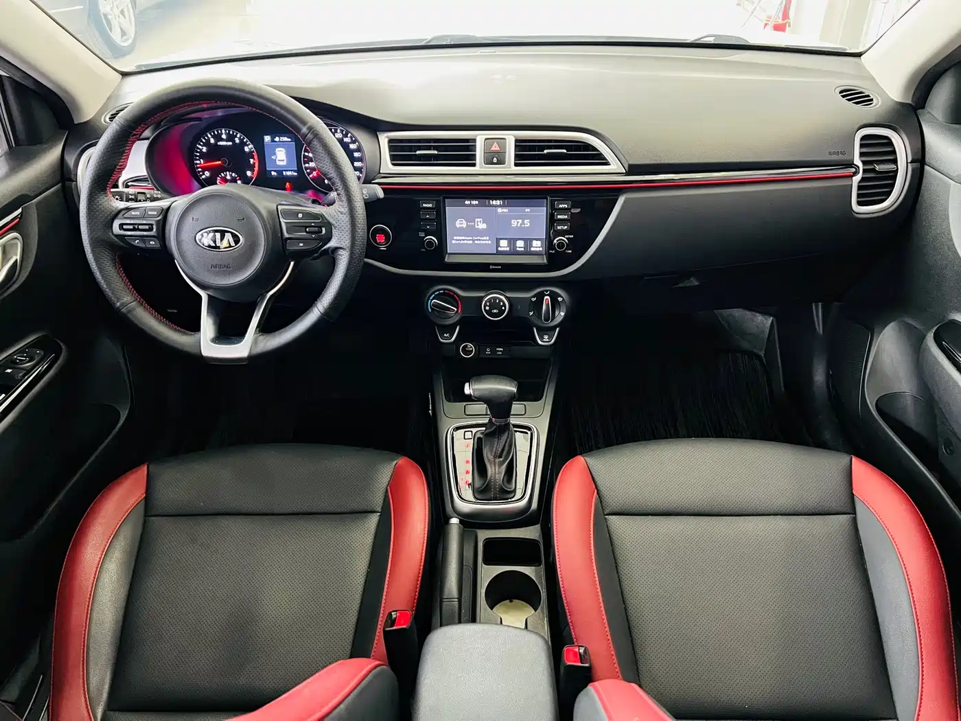 Kia KX CROSS 2017 1.4L AT GLS фото 15