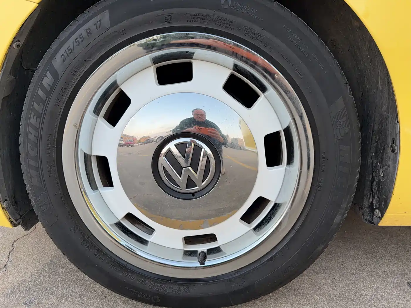 Volkswagen Beetle 2015 180TSI фото 15