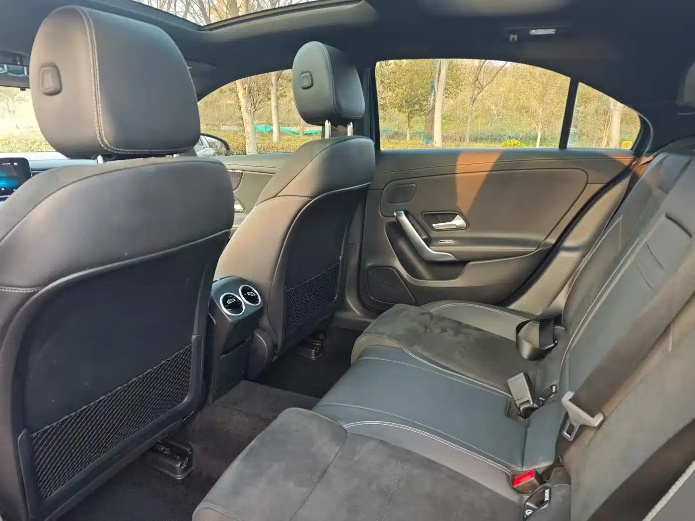 Mercedes-Benz A-Class 2019 A 200 L Sport Sedan фото 6