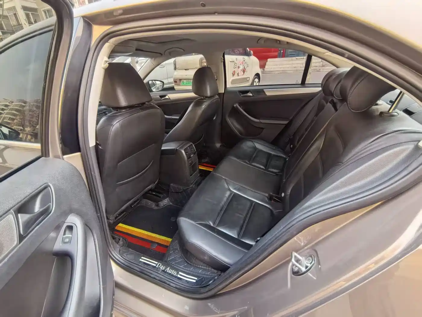 Volkswagen Sagitar 2012 Model 1.4TSI Automatic Fashion фото 8