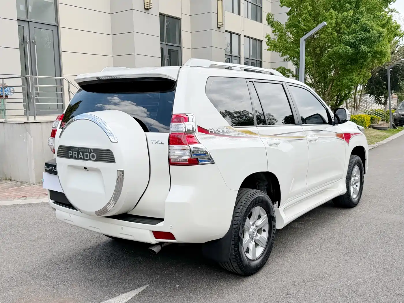 Toyota Prado (Import) 2014 2.7L Automatic Luxury фото 16