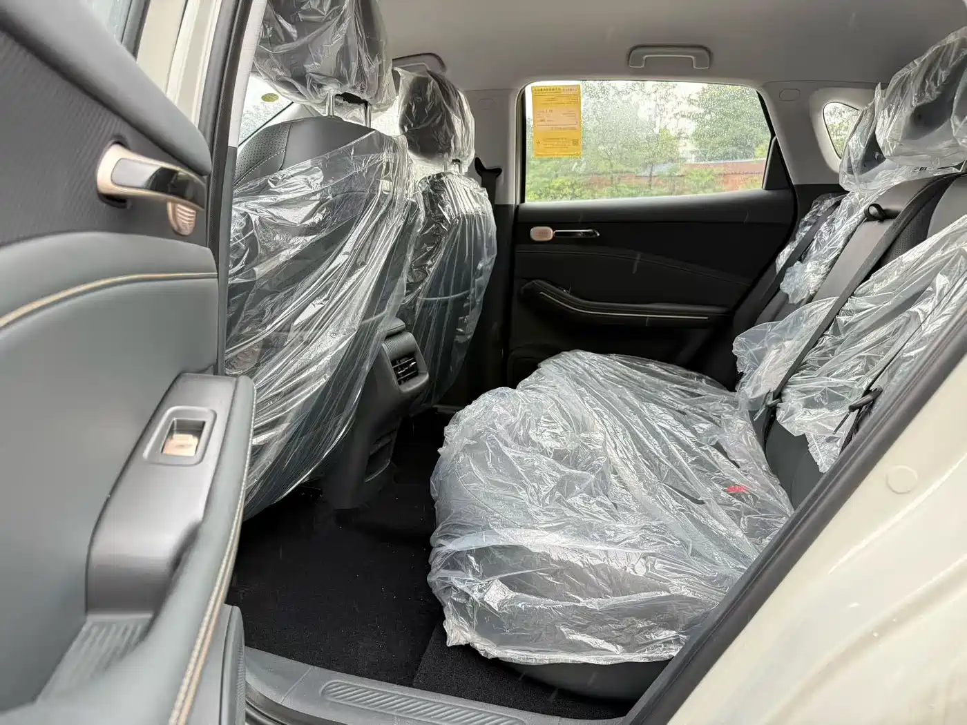 Baojun E6 2026 2026 Model 500km Enjoy Edition