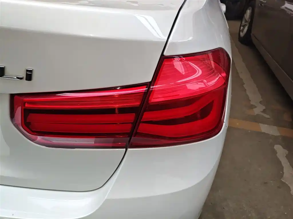BMW 3 Series 2018 320Li Fashion Style фото 8